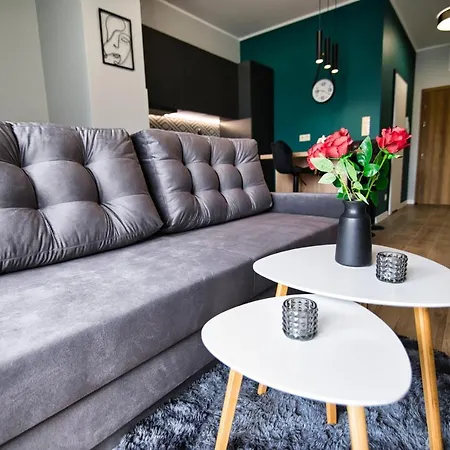 Emi By Housine Daire *