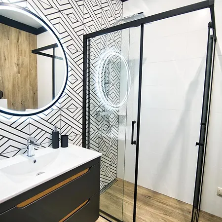 Daire Emi By Housine Zator